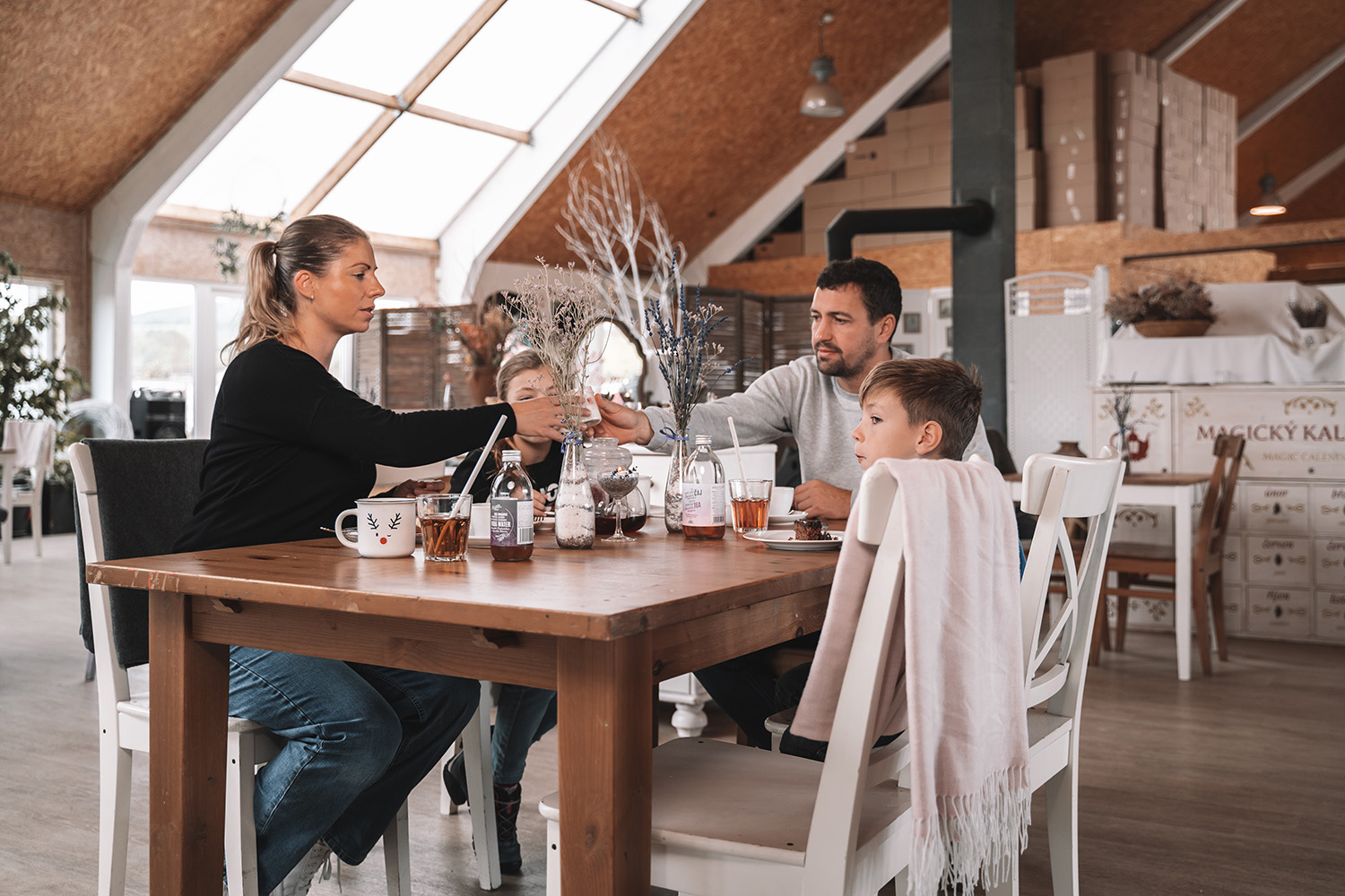 Restaurace a kavárna